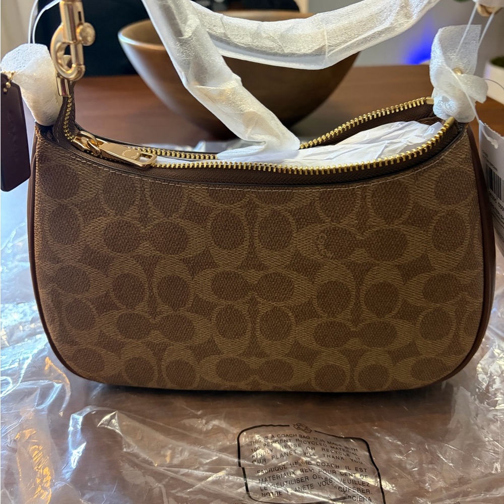Coach Teri Shoulder Crossbody Bag In Signature Canvas/Tan/Brown CV933 NWT - Picture 6 of 12